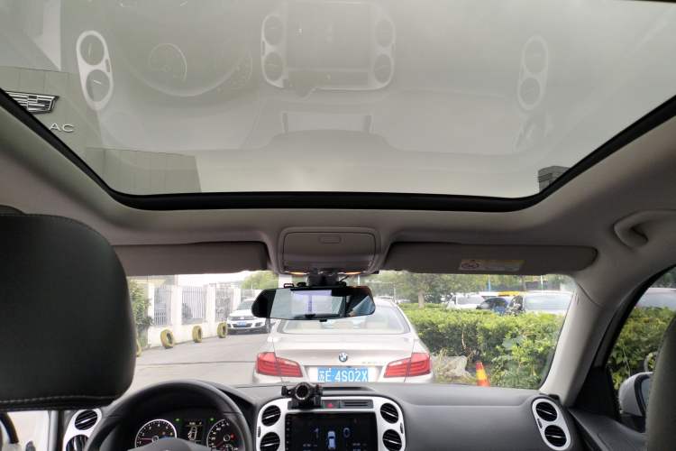 Used Volkswagen Tiguan 2017 300TSI Automatic Two-Wheel Drive Silk Road Comfort Edition
