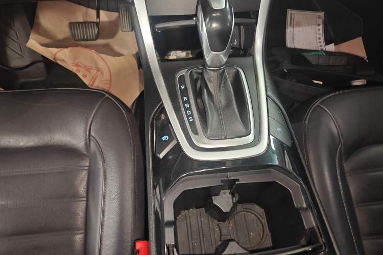 Used Ford Edge 2017 EcoBoost 245 Two-Drive Platinum Edition 5 Seats