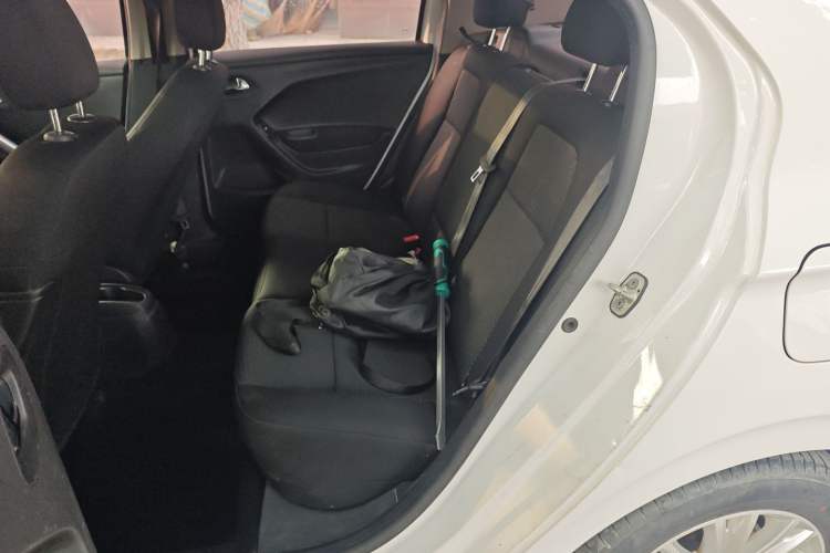 Used Peugeot 301 2014 1.6L Automatic Luxury Edition