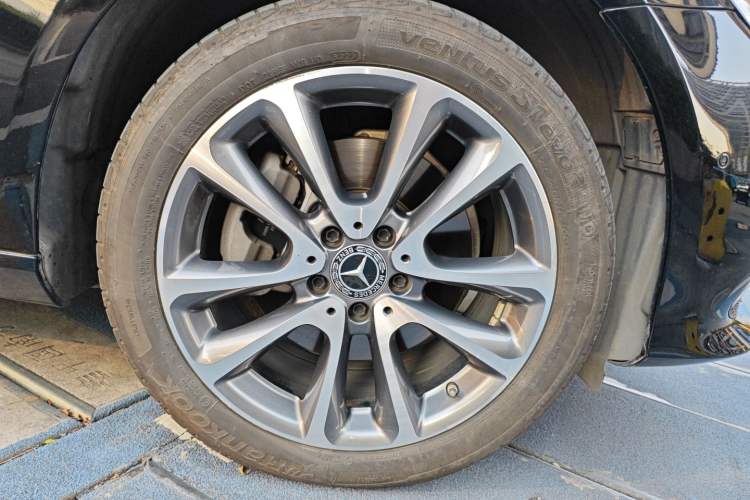 Used Mercedes-Benz E-Class 2020 Facelift E 260 L