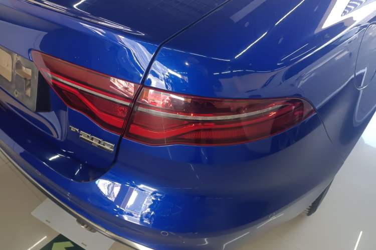 Used Jaguar XEL 2020 2.0T 200 PS S Advanced Elegance Edition
