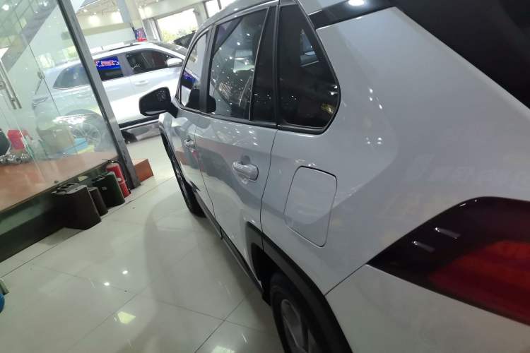 Used Toyota Wildlander 2023 2.0L CVT Two-Wheel Drive Urban Edition

