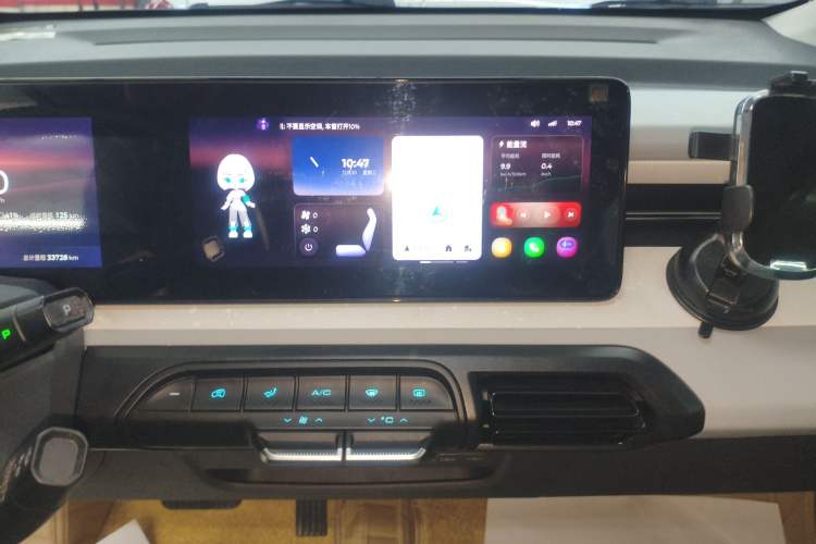 Used Baojun KiWi EV 2021 Artist Model Lithium Iron Phosphate