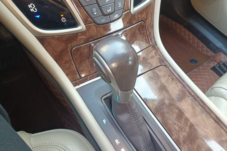 Used Buick LaCrosse 2013 2.4L SIDI Leading Comfort Version
