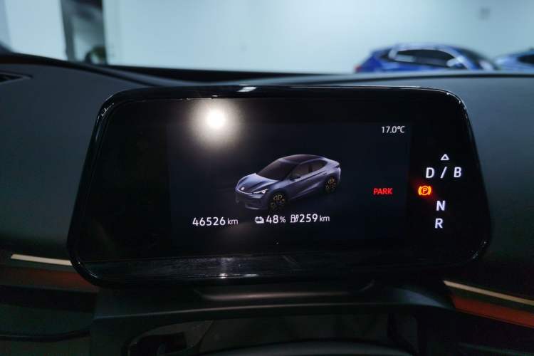 Used Volkswagen ID.UNYX 2024 Pro Long-Range Version