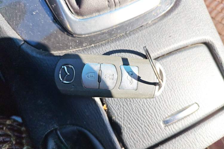 Used Mazda Atenza 2015 2.5L Blue Sky Prestige Edition
