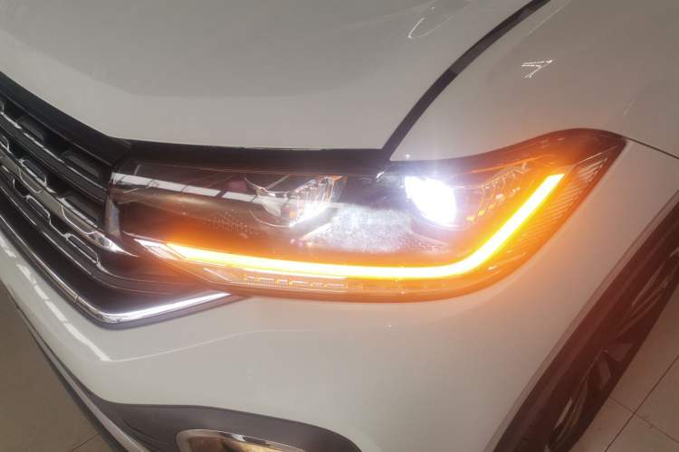 Used Volkswagen Tacqua 2020 1.5L Automatic Yue
