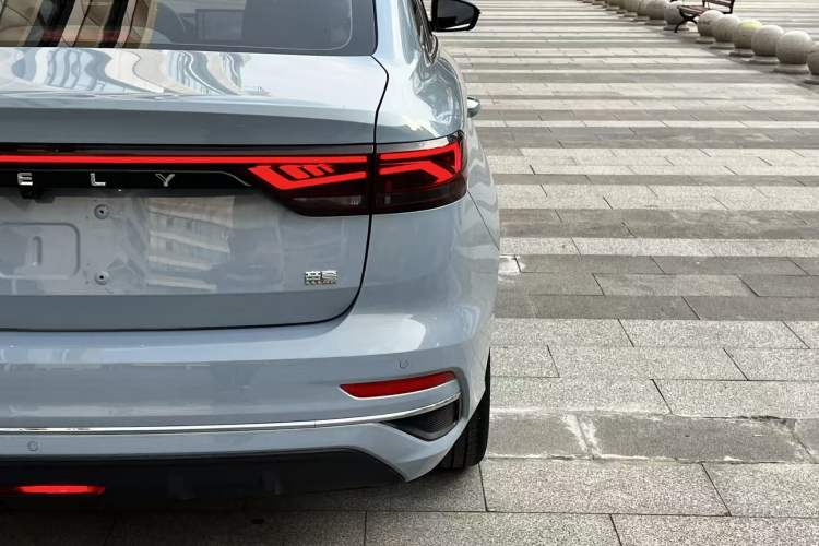 Used Geely Auto Emgrand 2023 4th Generation Champion Edition 1.5L CVT Prestige Model