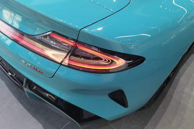 Used  SU7 2024 Four-Wheel-Drive Max Founder's Edition
