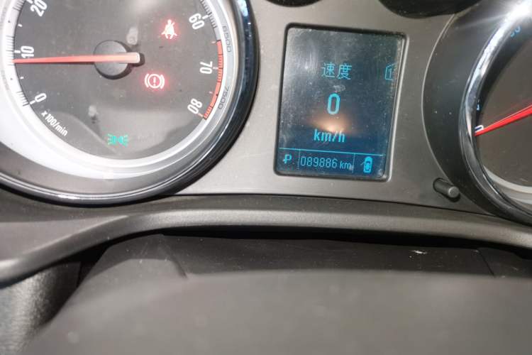 Used Buick Regal 2015 1.6T Leading Technology Model
