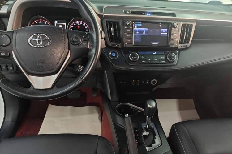 Used Toyota RAV4 2016 2.0L CVT Two-Wheel Drive Smart Edition China V Standard