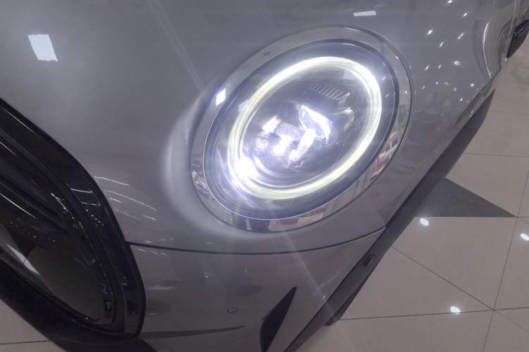 Used MINI MINI 2023 1.5T ONE