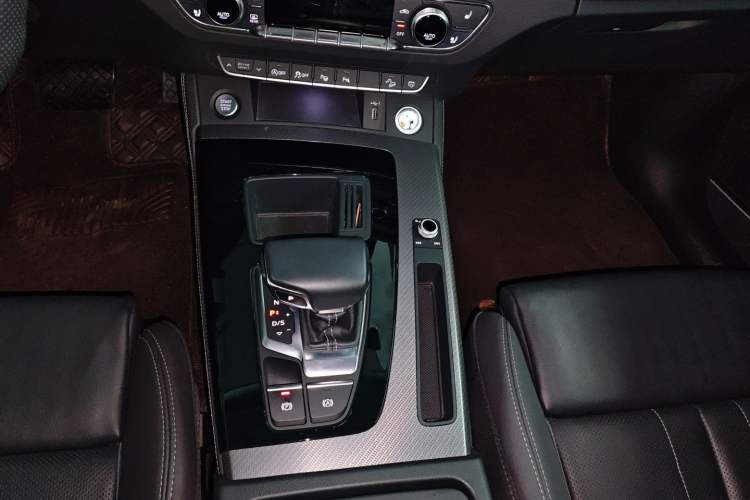 Used Audi Q5L 2021 45 TFSI Luxury Dynamic Edition
