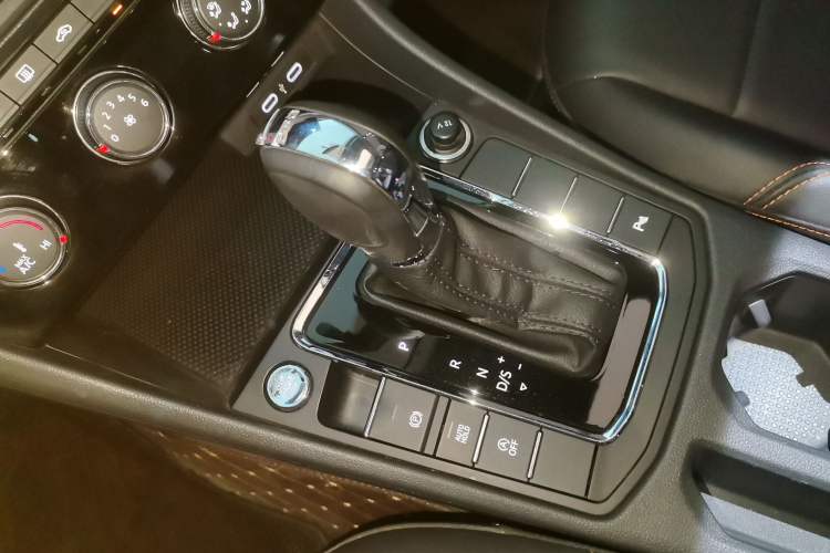 Used Volkswagen Bora 2024 200TSI DSG EnjoyDrive PRO Edition
