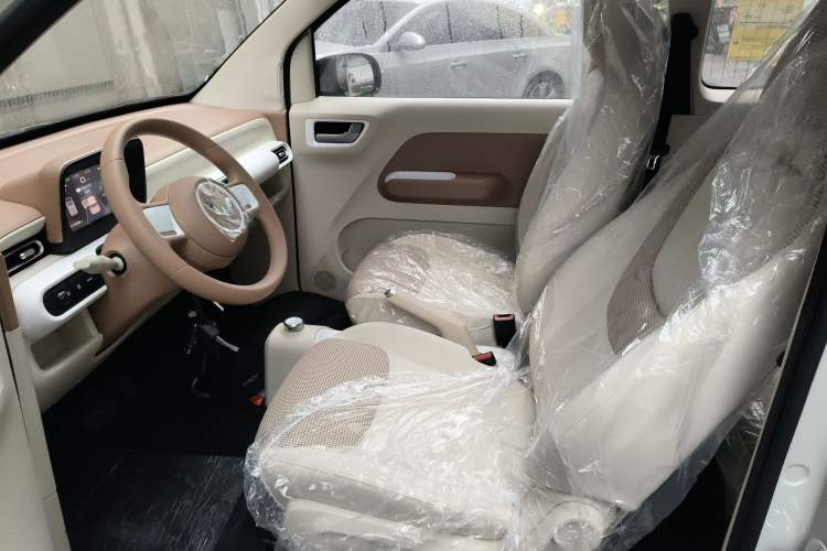 Used Wuling Hongguang MINIEV 2024 3rd Generation 215km Youth Edition