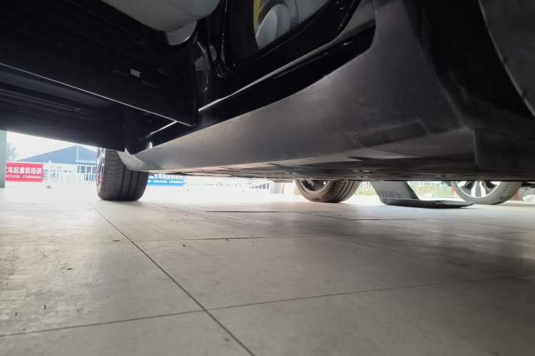 Used  11 2023 Harmony 116° Four-Wheel Drive Version
