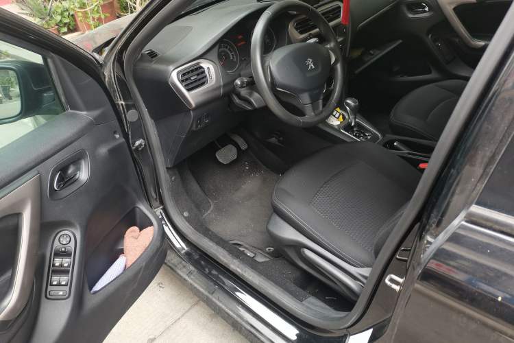 Used Peugeot 301 2014 1.6L Automatic Luxury Edition