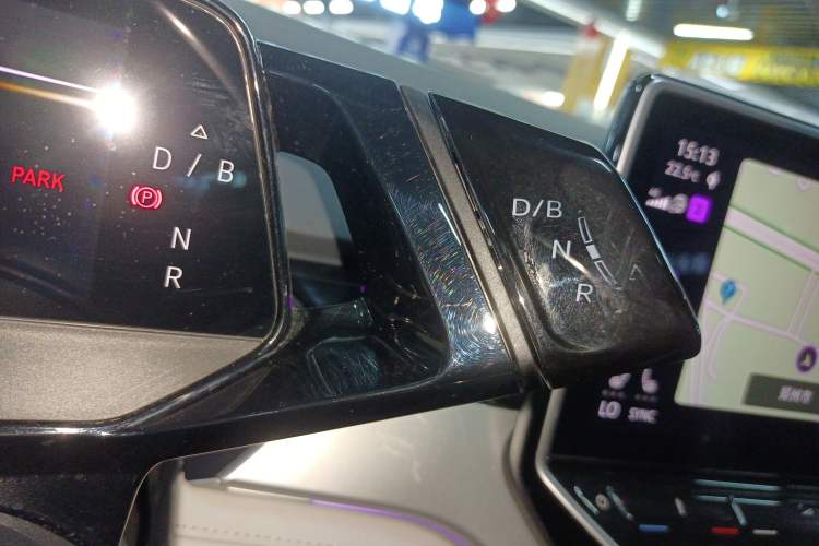 Used Volkswagen ID.6 CROZZ 2022 Long-Range PRO Edition
