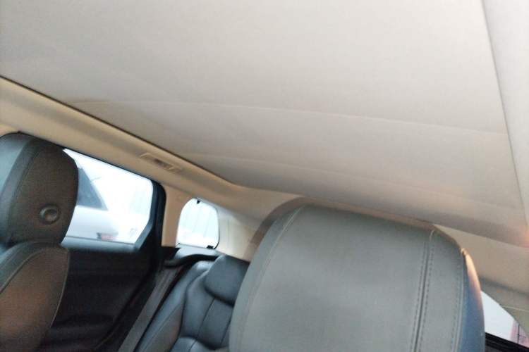 Used Land Rover Range Rover Evoque 2016 2.0T SE Smart Glow Edition
