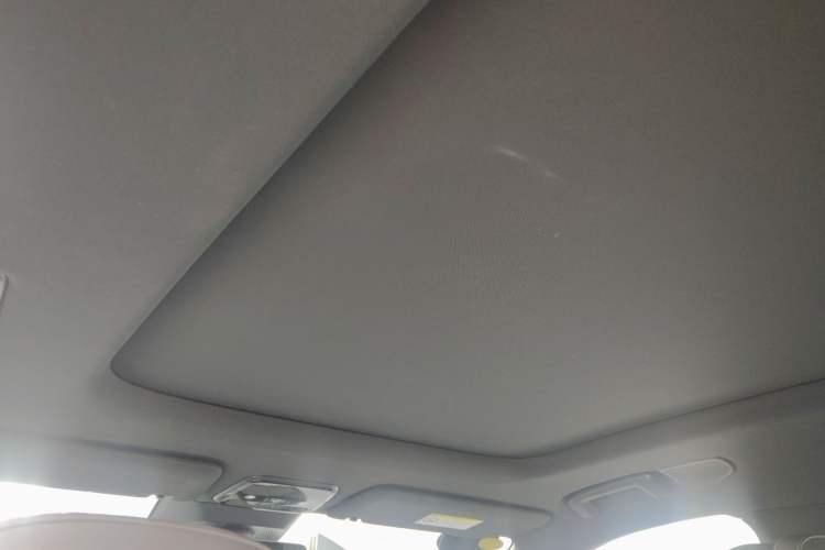 Used Lynk & Co 08 EM-P 2023 120km Long-Range Halo
