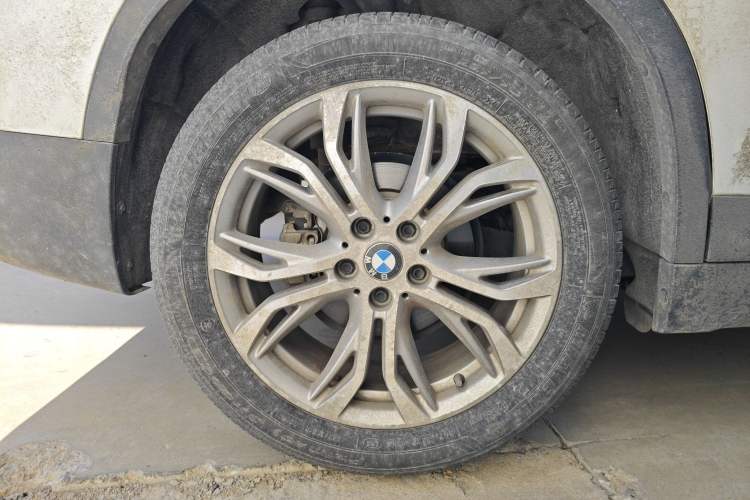 Used BMW X1 2018 sDrive20Li Leading Model
