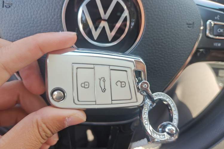 Used Volkswagen Lavida 2021 1.5L Automatic Comfort Edition
