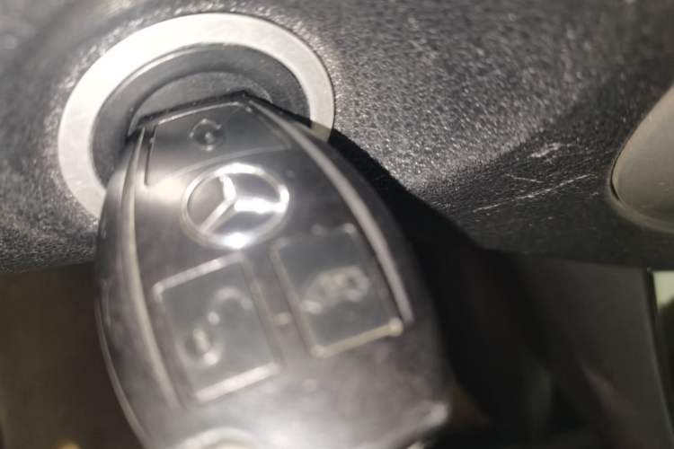 Used Mercedes-Benz Vito 2020 2.0T Business Version 7 Seats