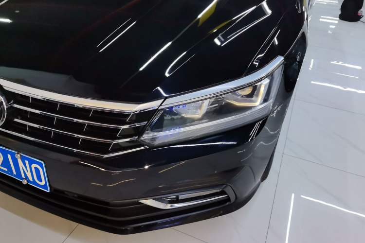 Used Volkswagen Passat 2017 330TSI DSG Luxury Edition
