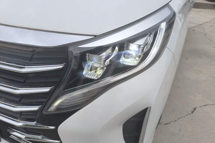 Used GAC Trumpchi M8 2023 Lingxiu Series 390T Deluxe Edition
