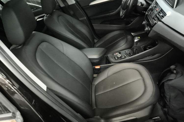 Used BMW X1 2016 sDrive18Li Premium Edition
