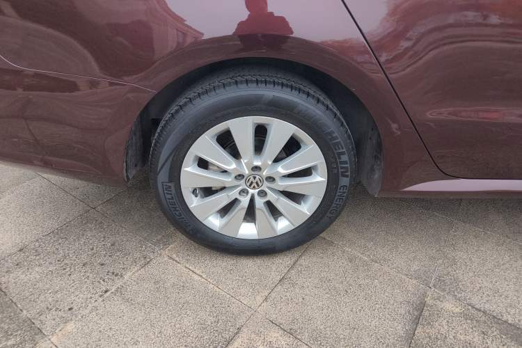 Used Volkswagen Lavida 2013 Revised Version 1.4 TSI DSG Comfort Edition
