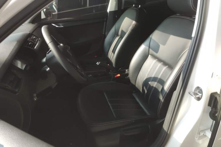 Used Skoda Octavia 2017 Classic Model 1.6L Automatic Standard Edition
