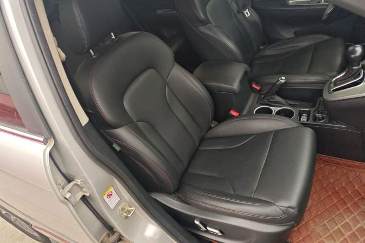 Used Haval H6 2015 Sport Edition 1.5T Automatic Two-Wheel Drive Luxury Model
