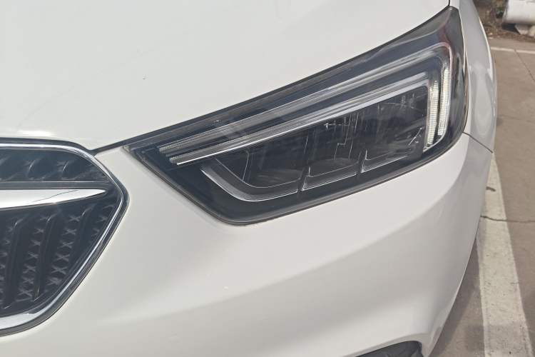 Used Buick Encore 2017 18T Automatic Two-Wheel Drive Urban Elite Model
