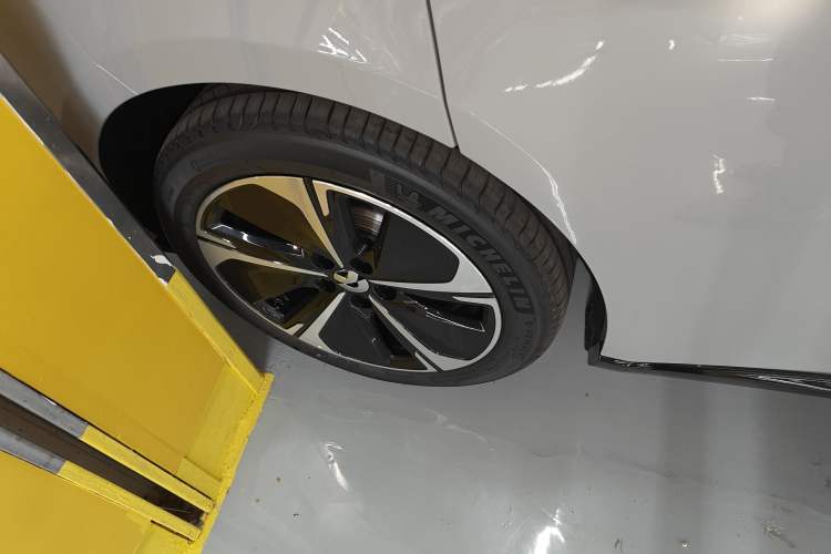 Used Nio ET5T 2025 75 kWh Touring
