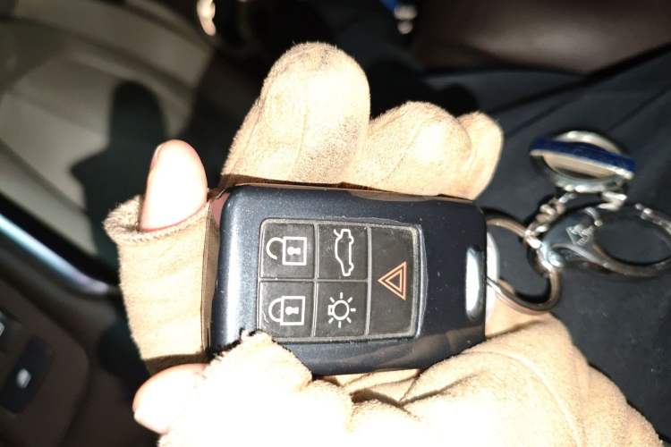 Used Volvo V40 2014 2.0T Zhiya Edition
