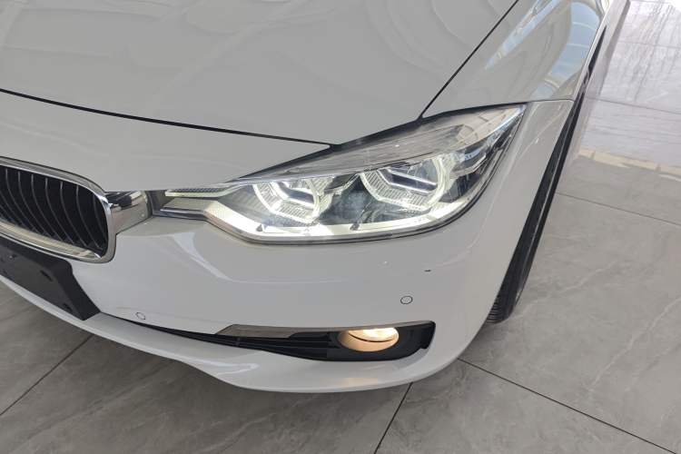 Used BMW 3 Series 2016 320Li Fashion Model
