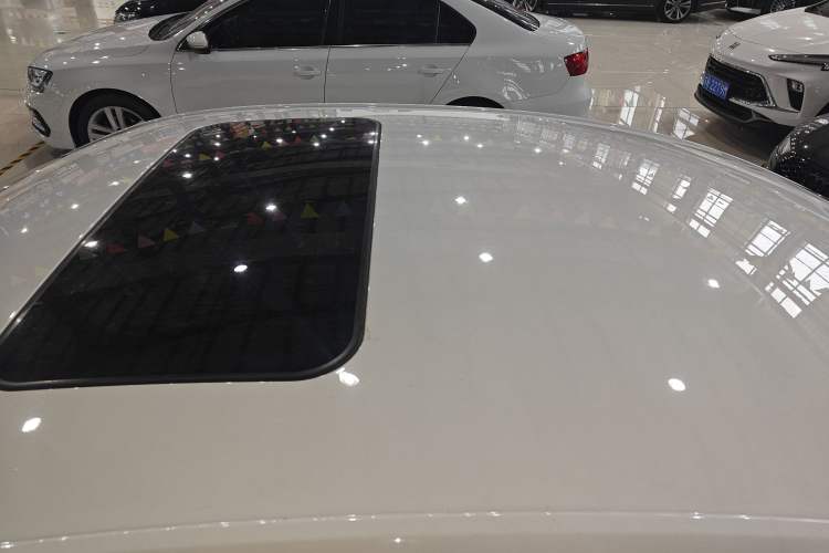 Used Roewe i5 2023 1.5L CVT Luxury Edition