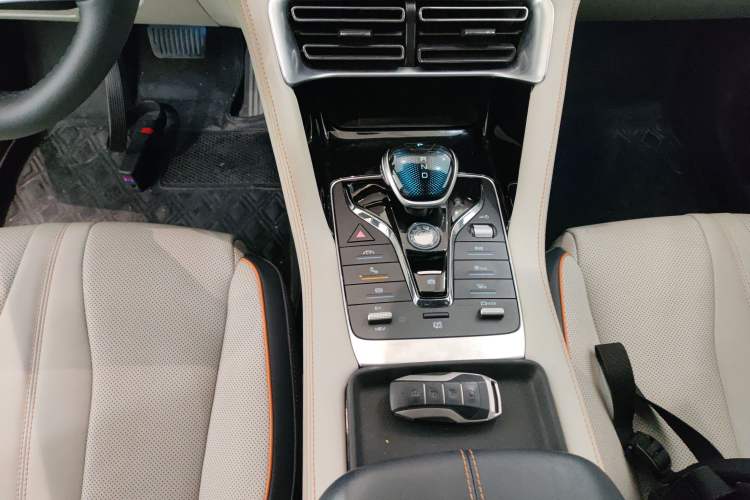 Used BYD Song PLUS New Energy 2021 DM-i 110KM Flagship Model
