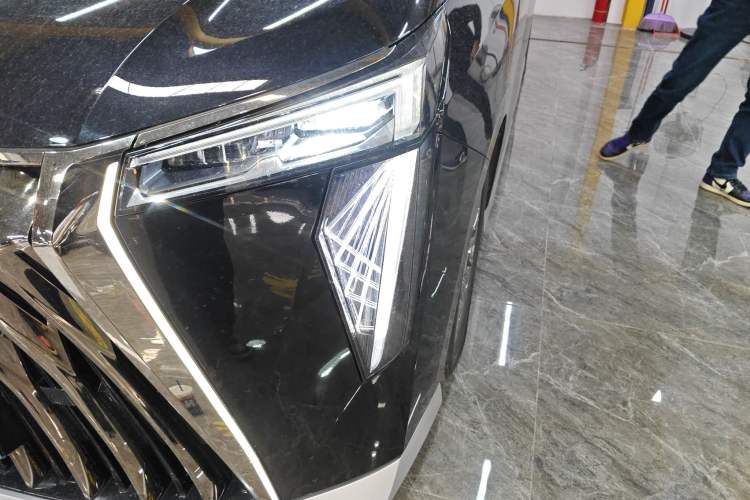 Used GAC Trumpchi M8 2023 Zongshi Series Dual-Motor Flagship Edition
