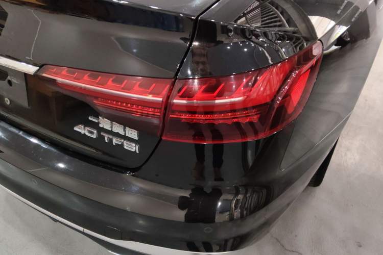 Used Audi A4L 2020 40 TFSI Luxury Dynamic Model
