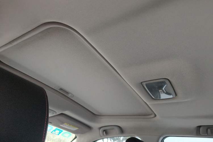 Used Changan CS35 2015 1.6L Automatic Luxury Model China IV Standard
