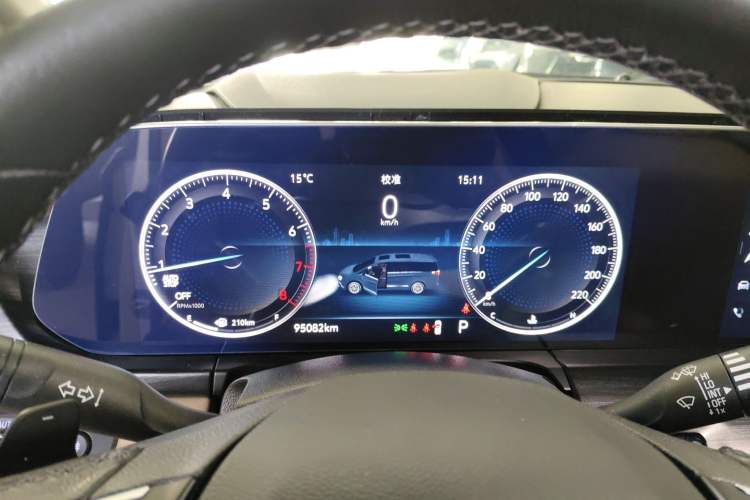 Used Buick GL8 2021 ES Land Cruiser 653T Luxury Edition
