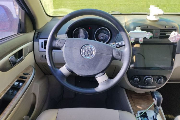 Used Buick Excelle 2015 1.5L Automatic Classic Model
