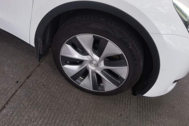 Used Tesla Model Y 2022 Rear-Wheel-Drive Version
