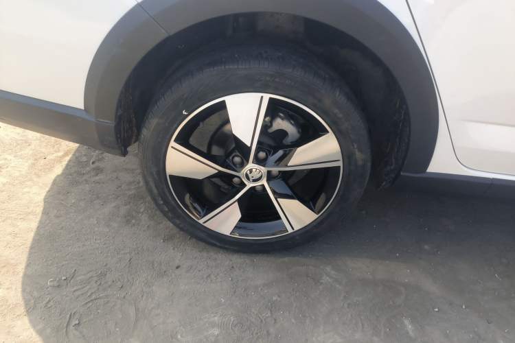 Used Skoda Octavia 2019 TSI280 DSG Luxury Edition Station Wagon China VI Standard
