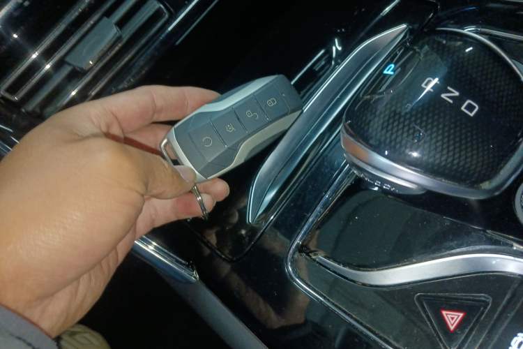 Used BYD Tang New Energy 2021 DM 2.0T Four-Wheel Drive High-Performance Flagship Model
