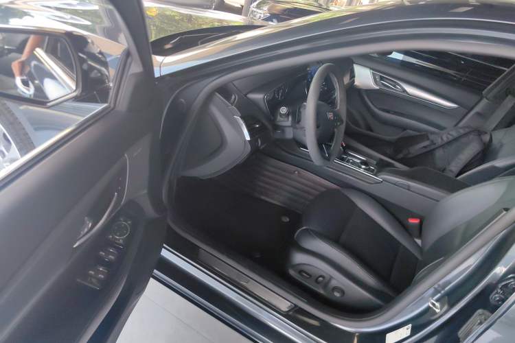 Used Cadillac CT5 2022 28T Luxury Edition
