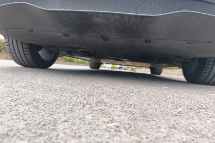 Used Tesla Model Y 2024 Long-Range All-Wheel-Drive Version