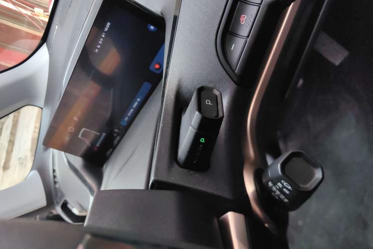 Used Baojun KiWi EV 2021 Artist Model Lithium Iron Phosphate
